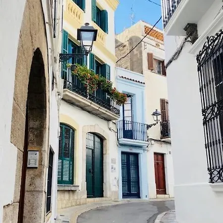 Huge Whole House Old Town Nyaraló